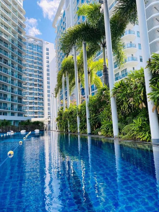 Azure Condo Resort Paranaque Bldg Maldives Manila Exteriör bild
