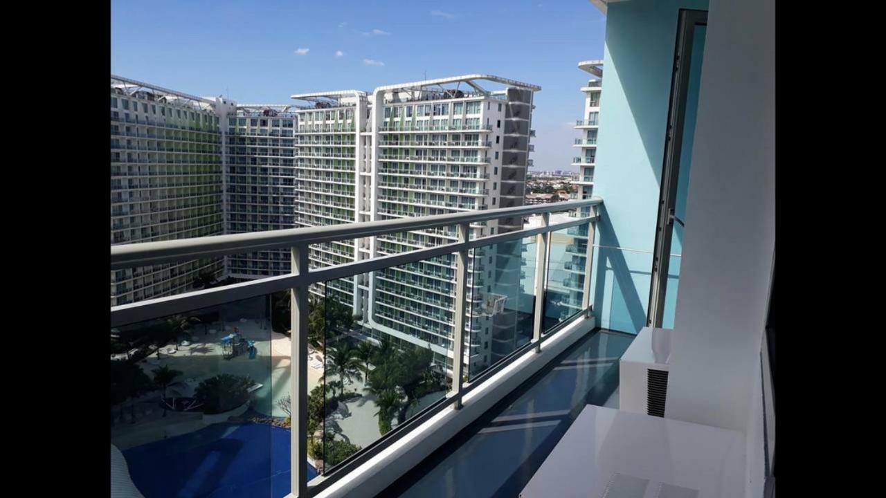 Azure Condo Resort Paranaque Bldg Maldives Manila Exteriör bild